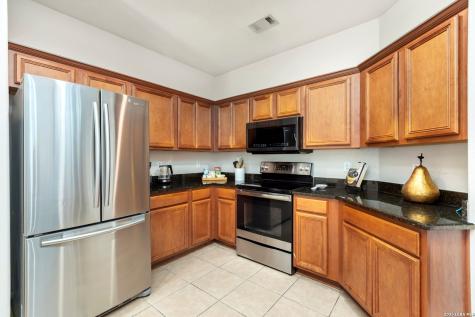 9106 Thomas York San Antonio TX 78251