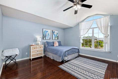 9106 Thomas York San Antonio TX 78251