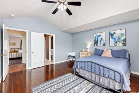 9106 Thomas York San Antonio TX 78251