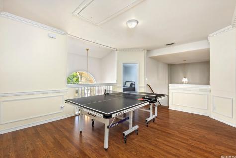9106 Thomas York San Antonio TX 78251