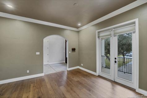 514 Woodlake Drive Mcqueeney TX 78123