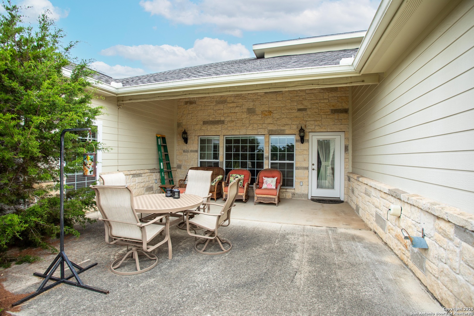 113 Pond Creek Lane Hunt TX 78024