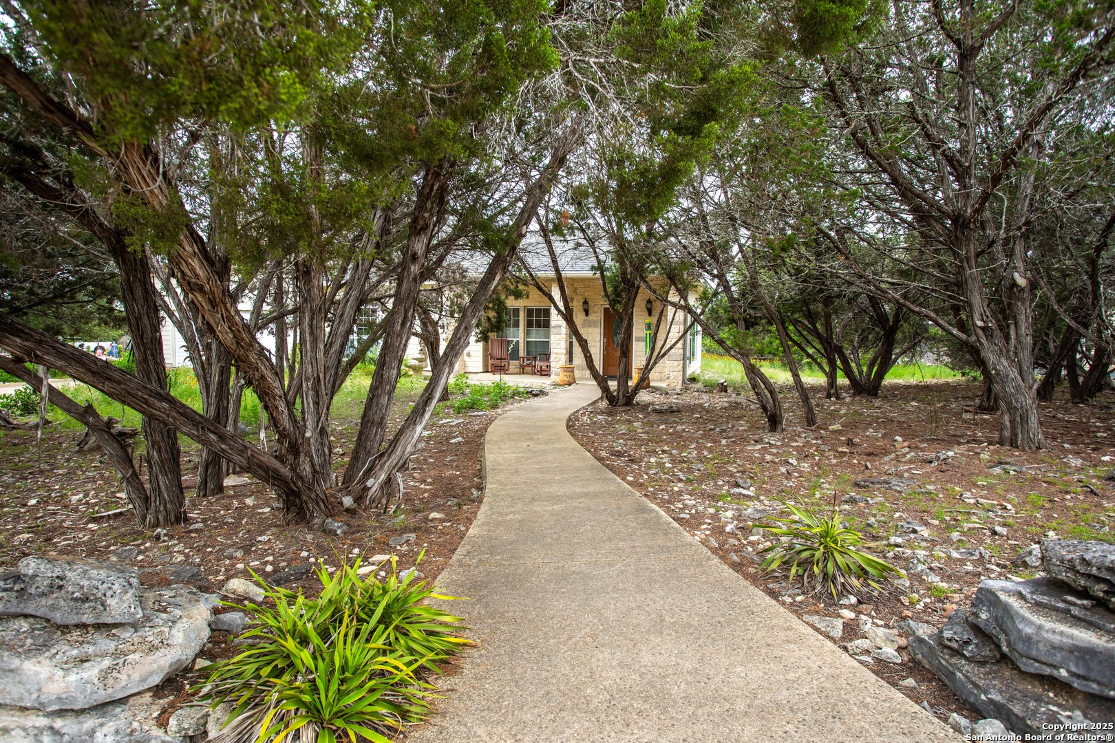 113 Pond Creek Lane Hunt TX 78024