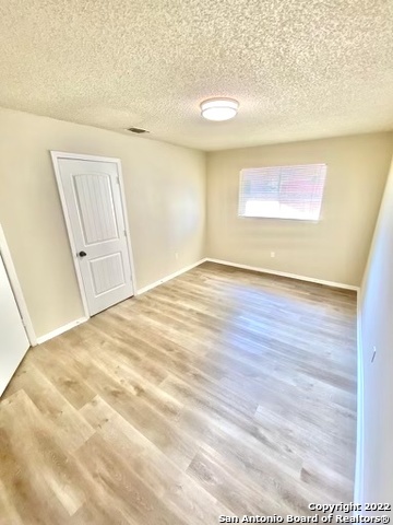 5830 Royal Haven San Antonio TX 78239