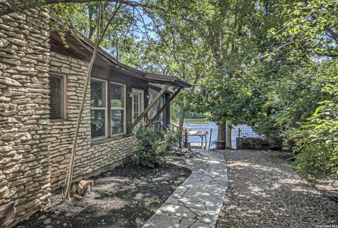 2632 Williamslakeshore Kingsland TX 78639