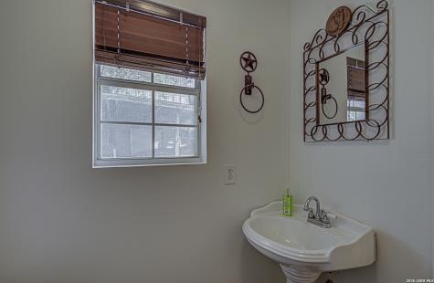 2632 Williamslakeshore Kingsland TX 78639