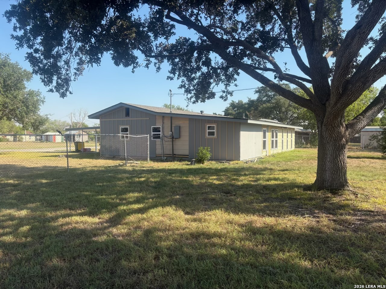 107 Robinhood Drive Kenedy TX 78119