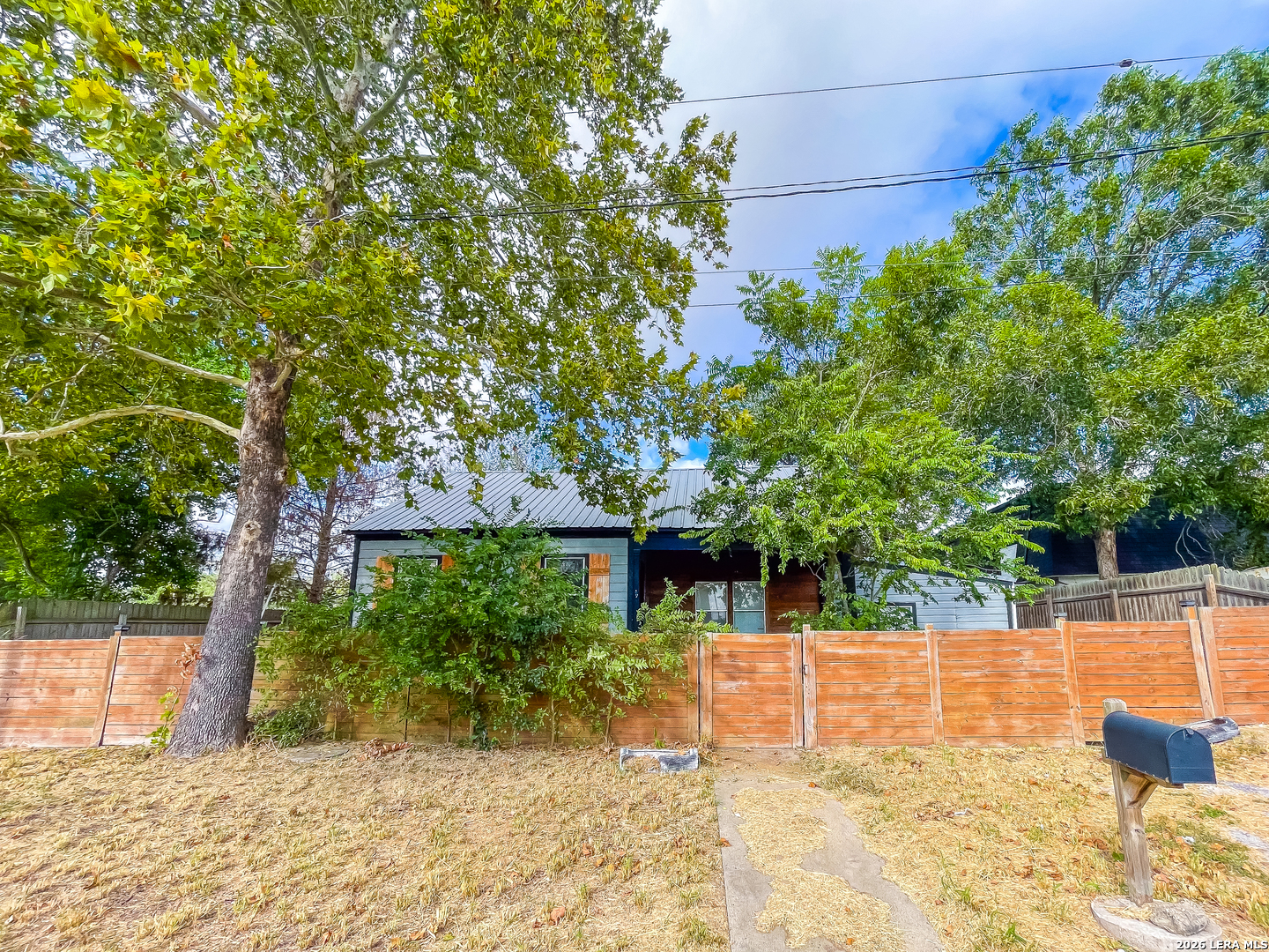 212 S Hall Street Beeville TX 78102