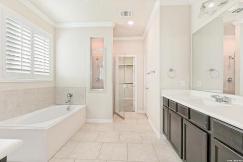 14410 Verde Azul San Antonio TX 78245