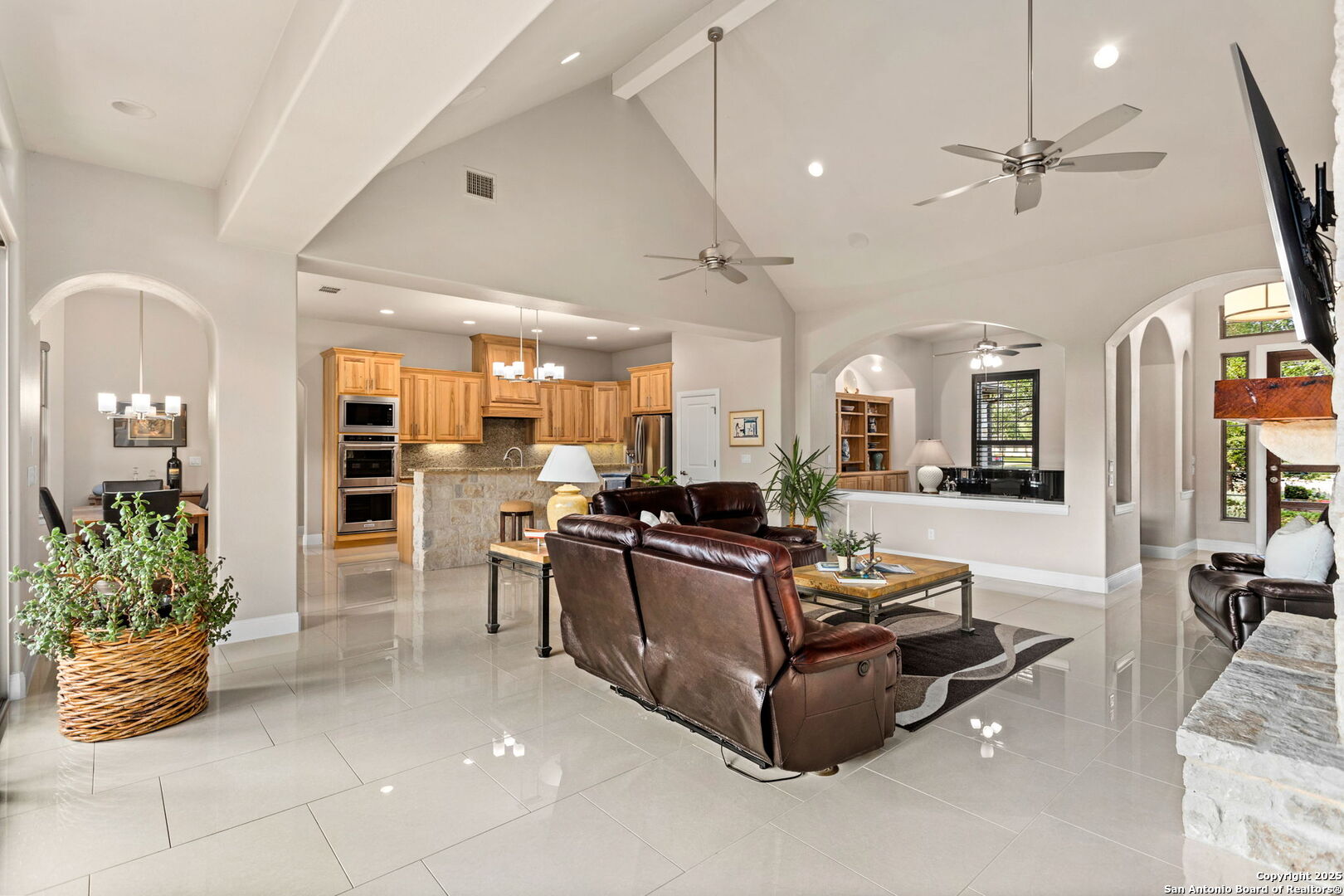 1257 Magnum New Braunfels TX 78132