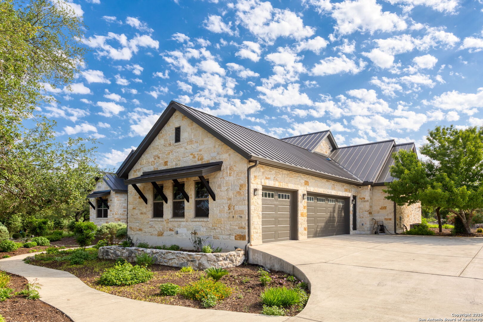 1257 Magnum New Braunfels TX 78132