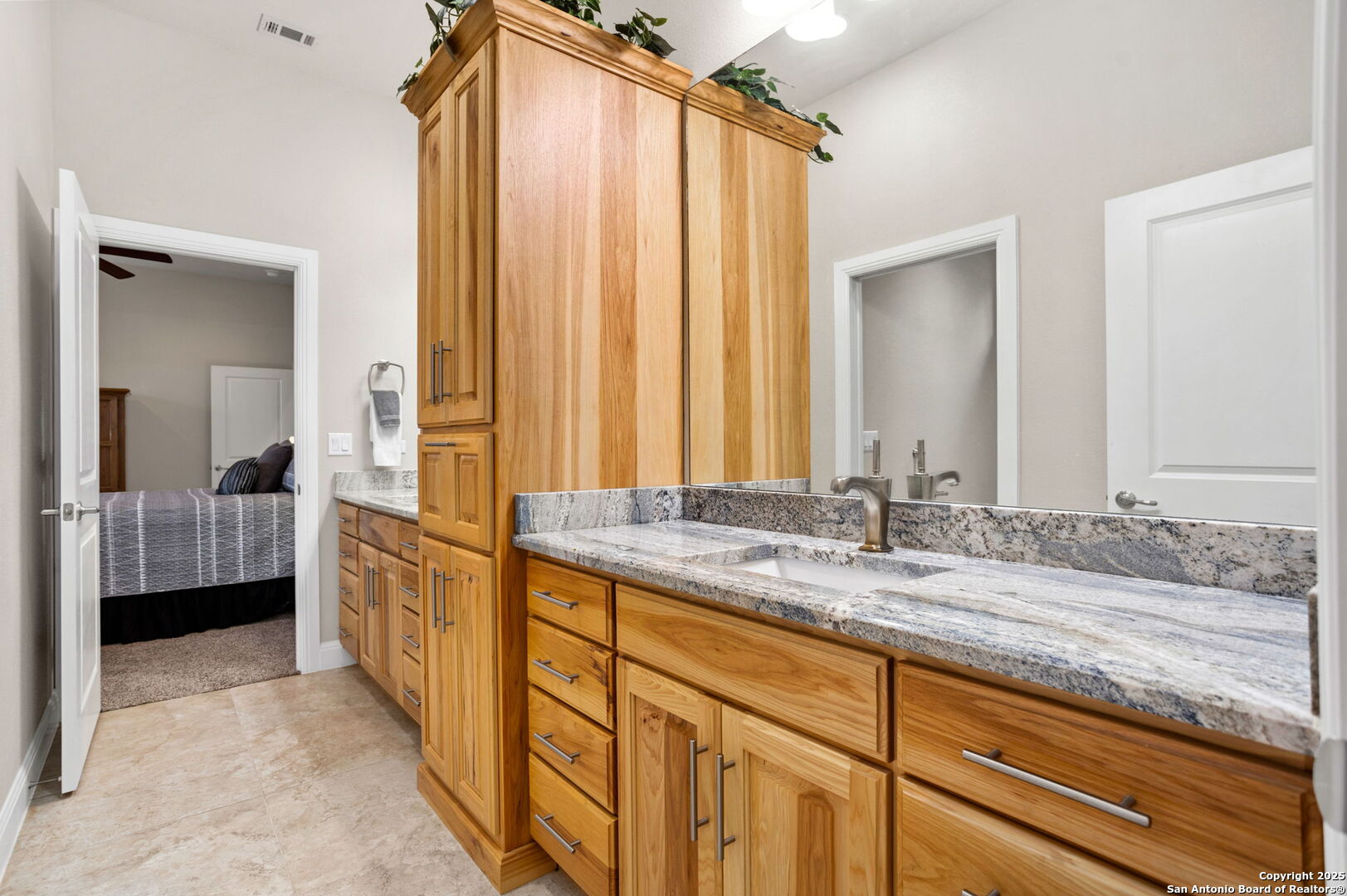 1257 Magnum New Braunfels TX 78132