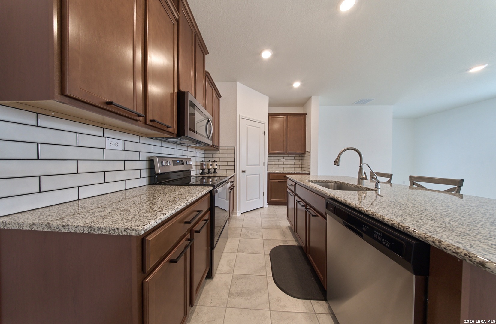 4466 Tivoli Drive Converse TX 78109