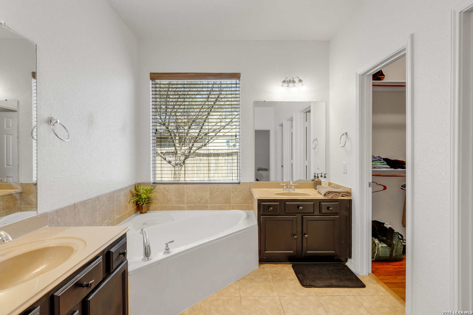 11927 Curtis Hill San Antonio TX 78254
