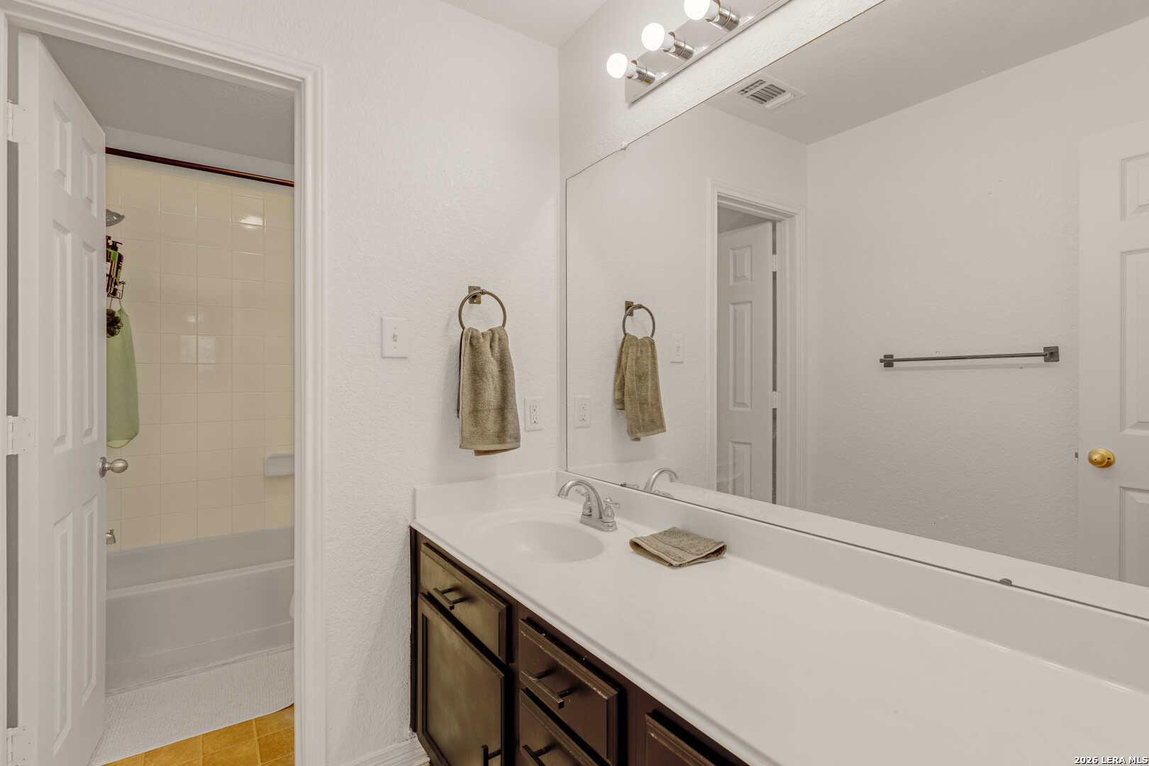 11927 Curtis Hill San Antonio TX 78254