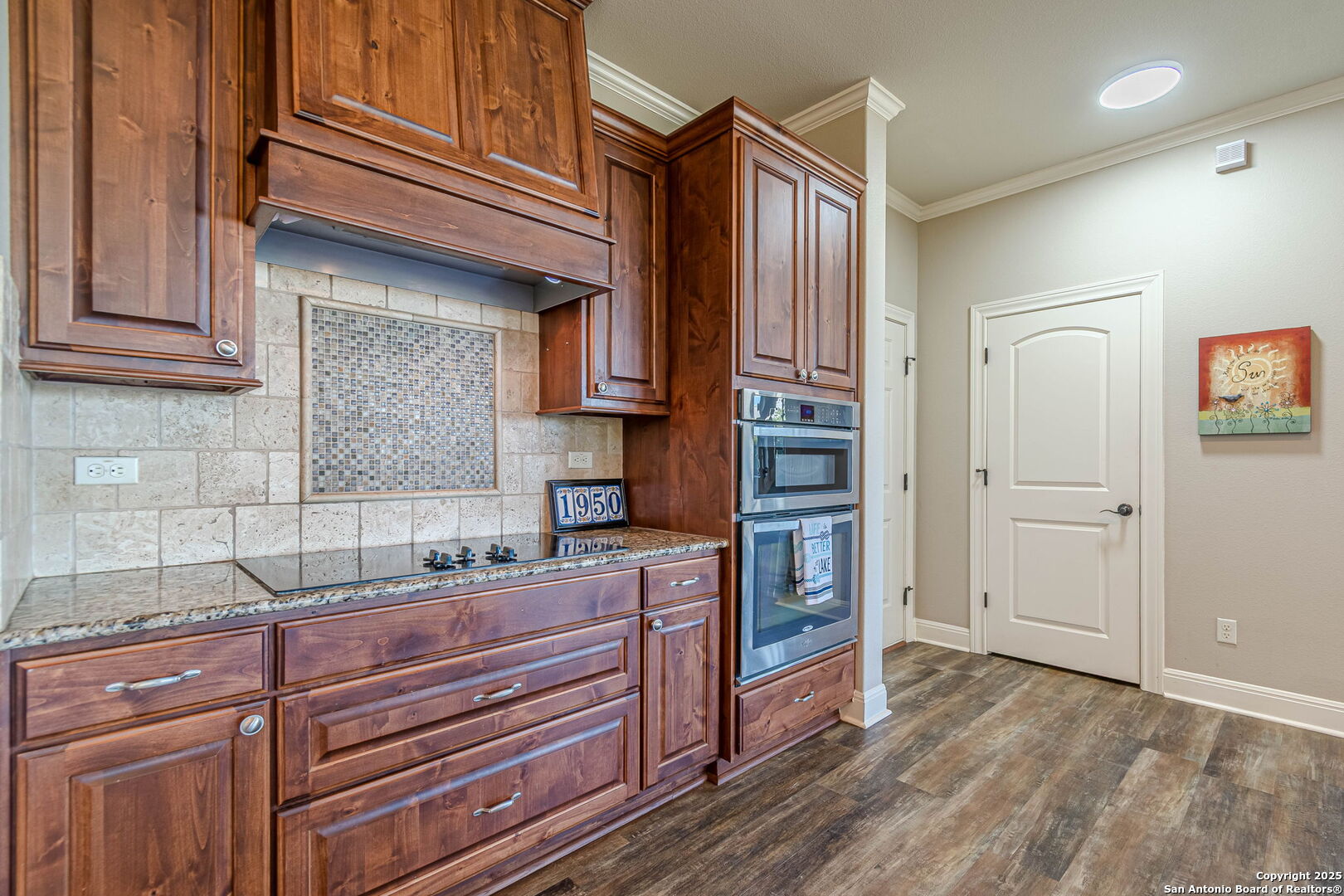 1950 Triple Peak Canyon Lake TX 78133