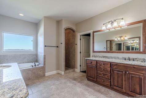 1950 Triple Peak Canyon Lake TX 78133