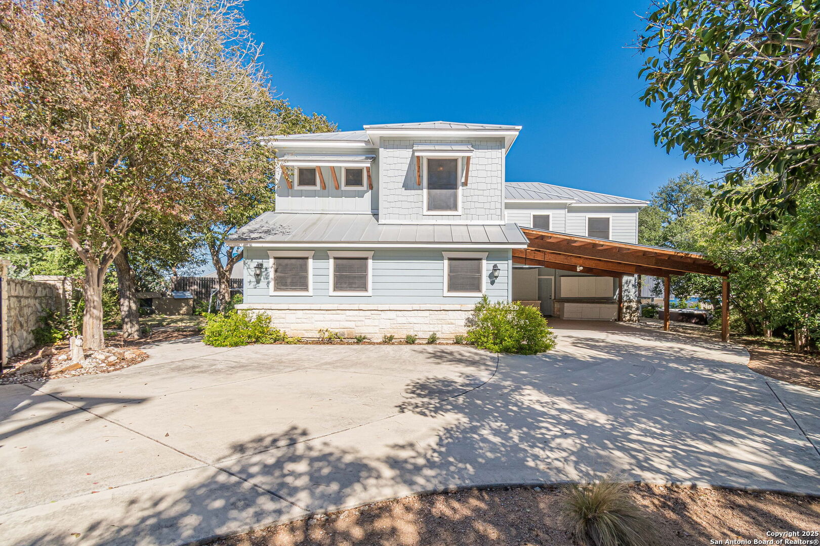 1950 Triple Peak Canyon Lake TX 78133