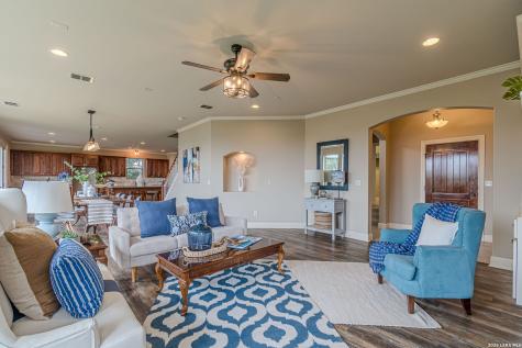 1950 Triple Peak Canyon Lake TX 78133