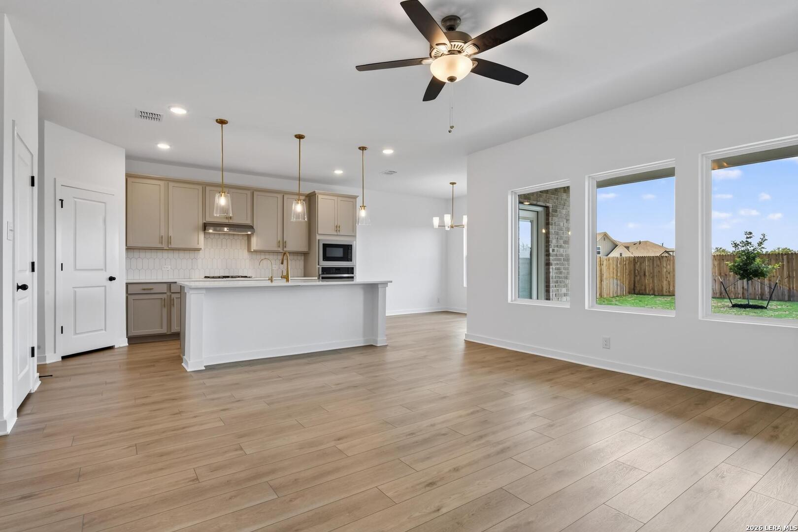 11815 Vista Crossing Live Oak TX 78233