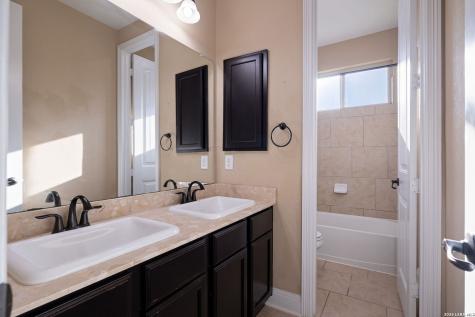 5608 Copper Creek New Braunfels TX 78132
