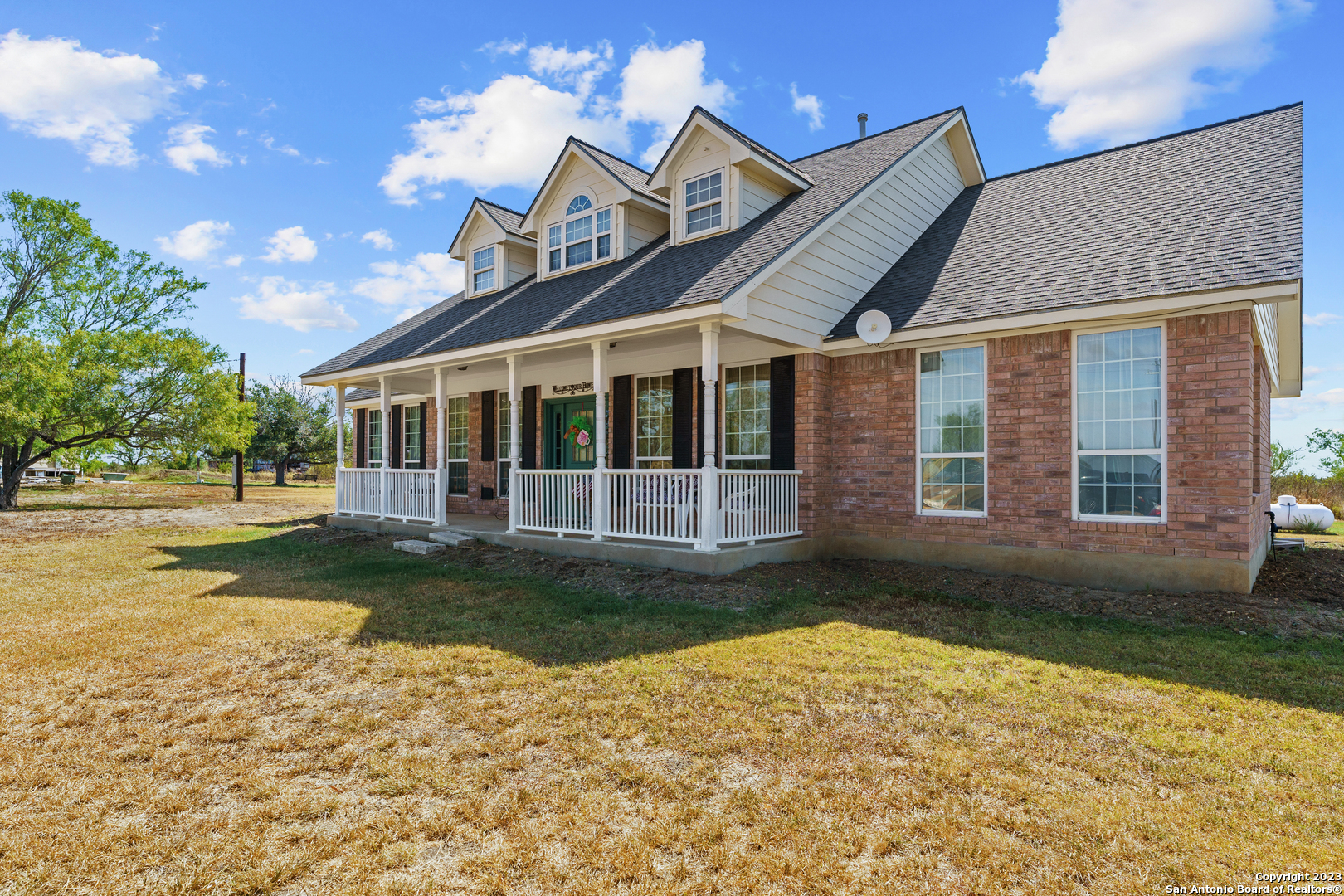 1411 Fm 3161 Floresville TX 78114