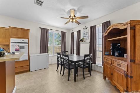 1411 Fm 3161 Floresville TX 78114