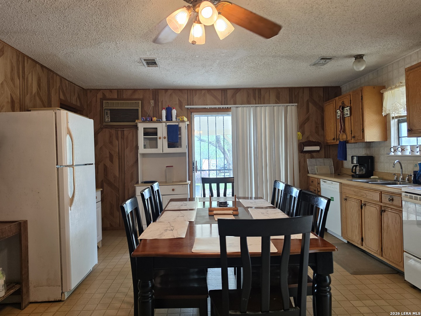 24373 W Sh 97 Fowlerton TX 78021