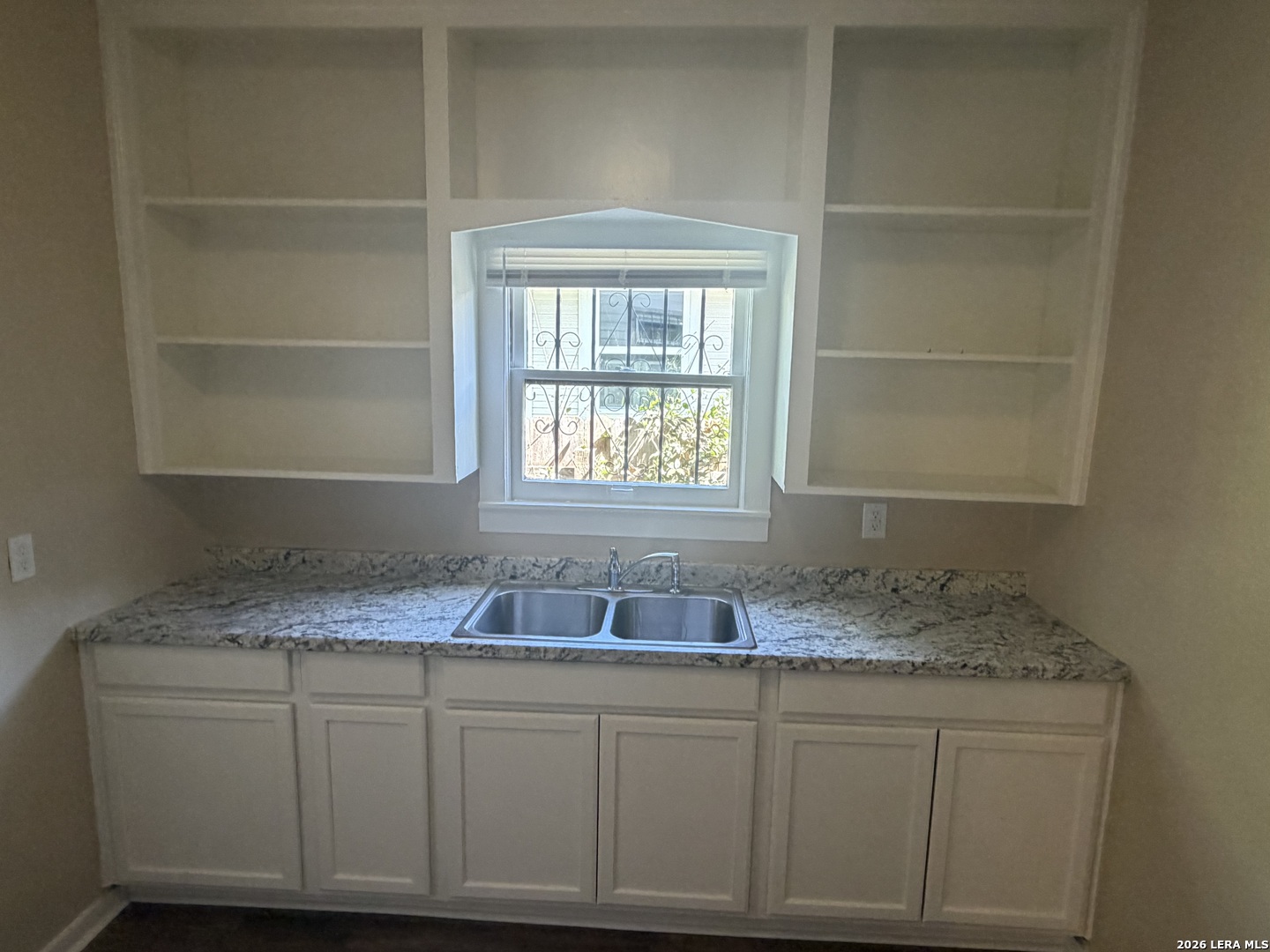 1015 Saint James San Antonio TX 78202