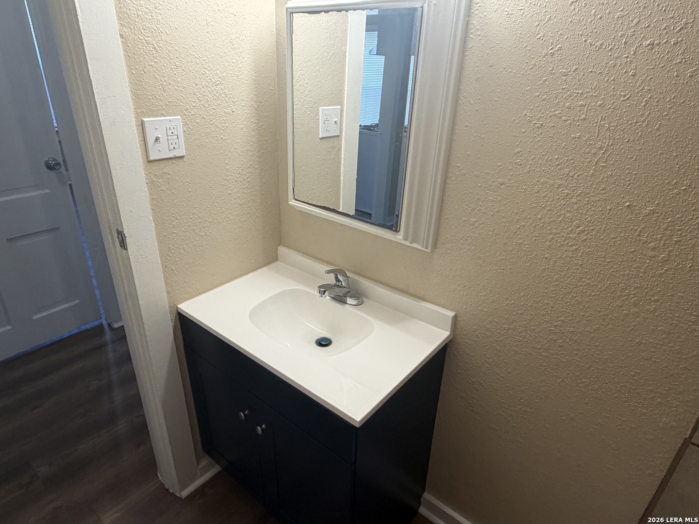 1015 Saint James San Antonio TX 78202