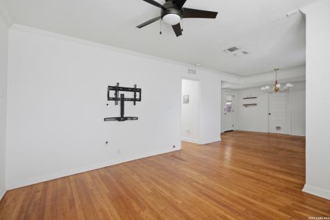 418 Nassau Drive San Antonio TX 78213