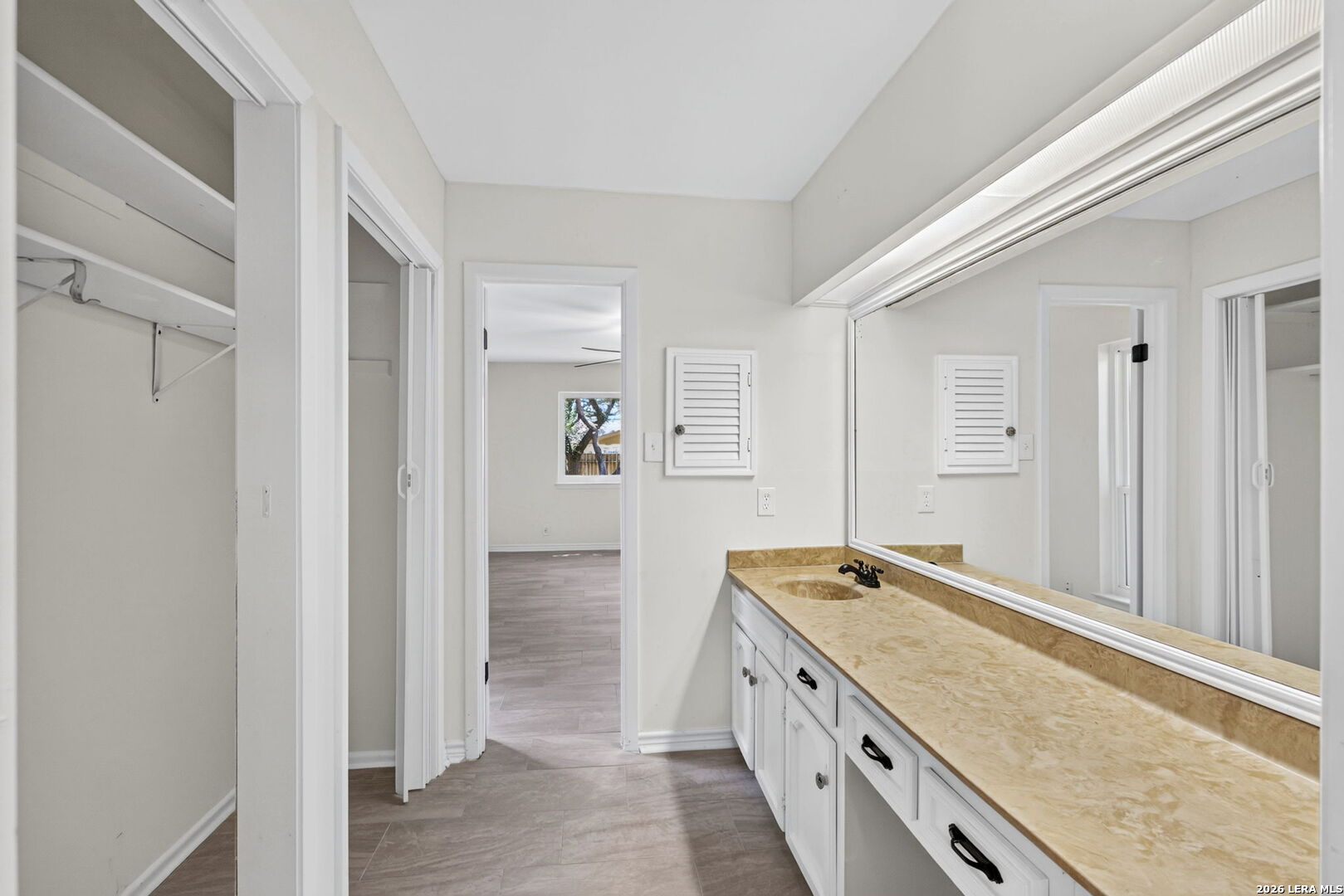 4614 Emory Oak Woods San Antonio TX 78249