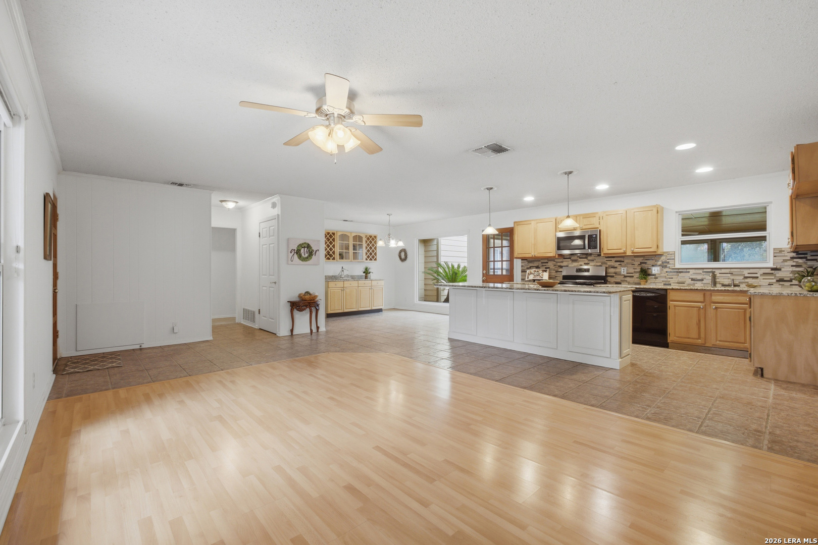 3814 Highcliff Drive San Antonio TX 78218