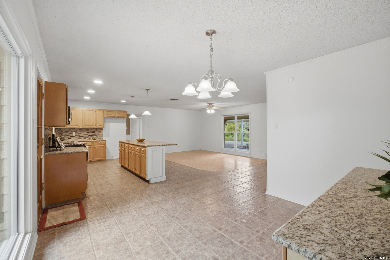 3814 Highcliff Drive San Antonio TX 78218