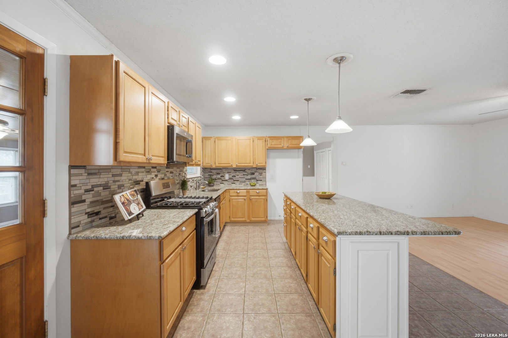 3814 Highcliff Drive San Antonio TX 78218