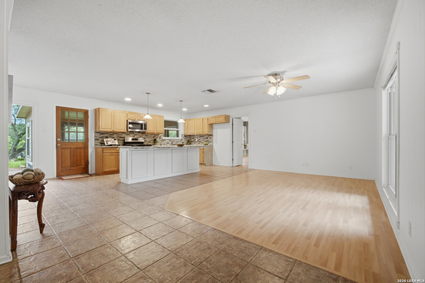 3814 Highcliff Drive San Antonio TX 78218