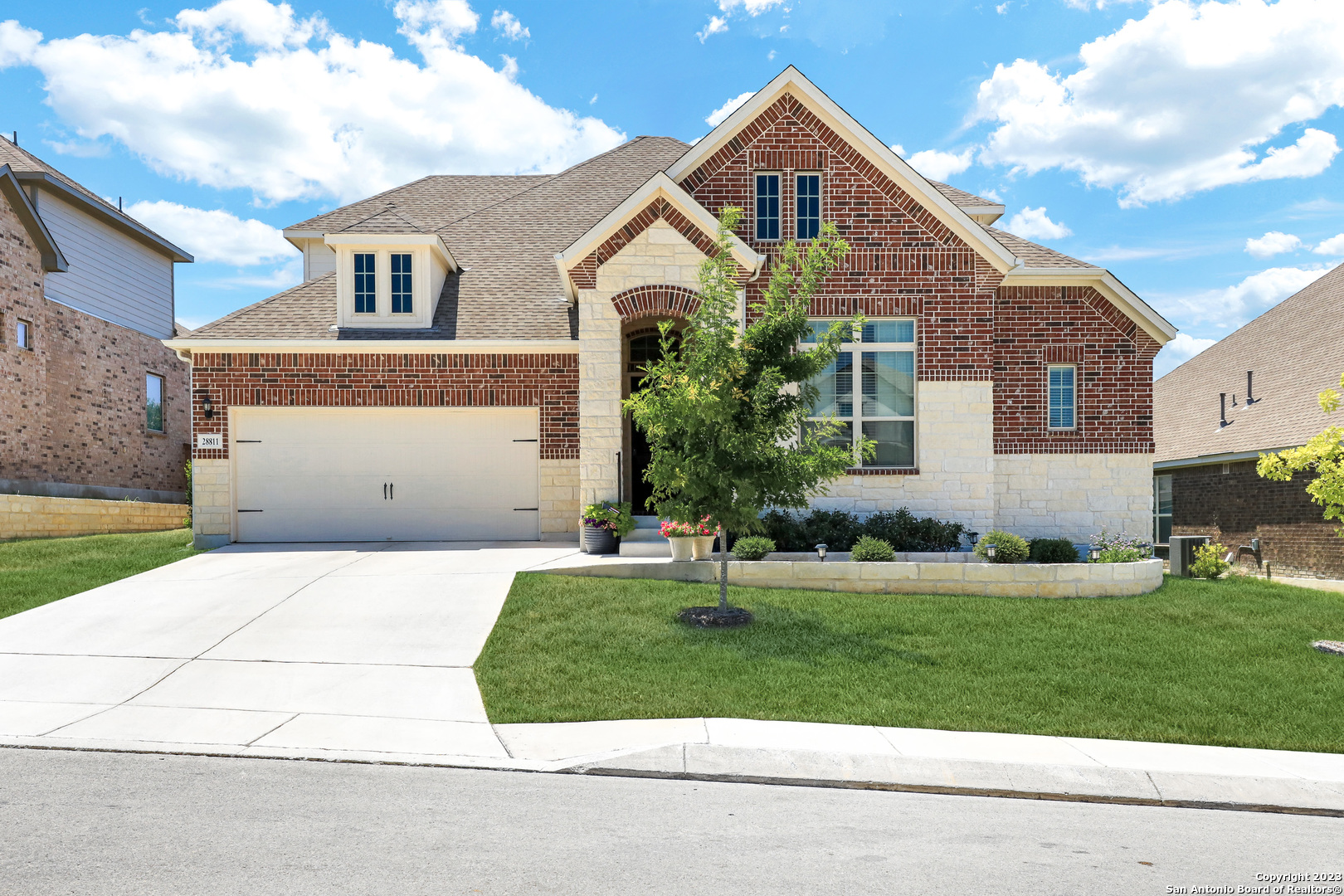 28811 Throssel Lane San Antonio TX 78260