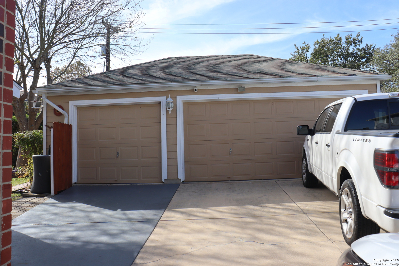 1611 Springhouse San Antonio TX 78251