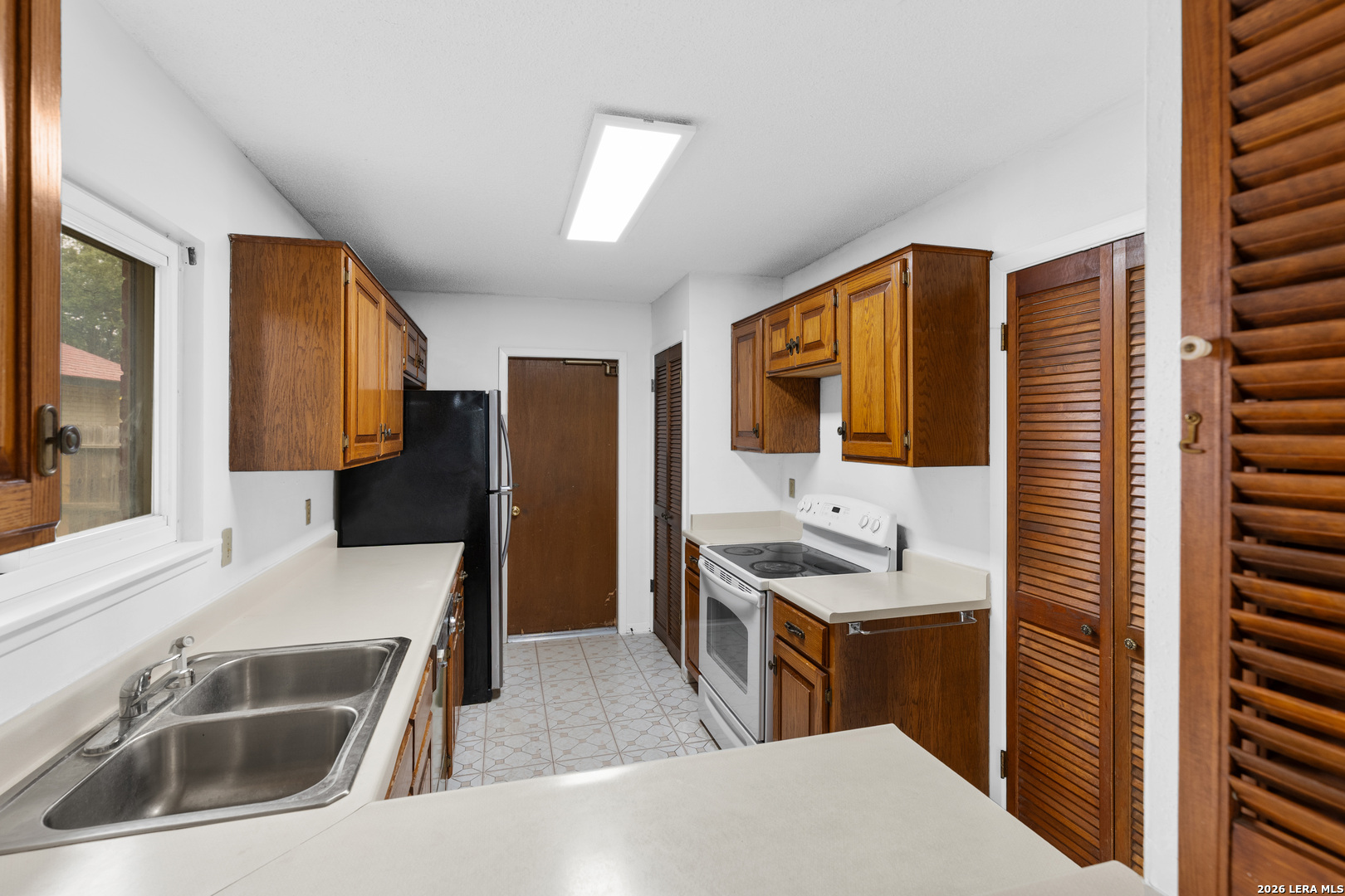 8254 Zodiac Drive Universal City TX 78148