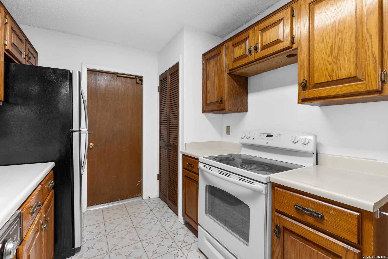 8254 Zodiac Drive Universal City TX 78148