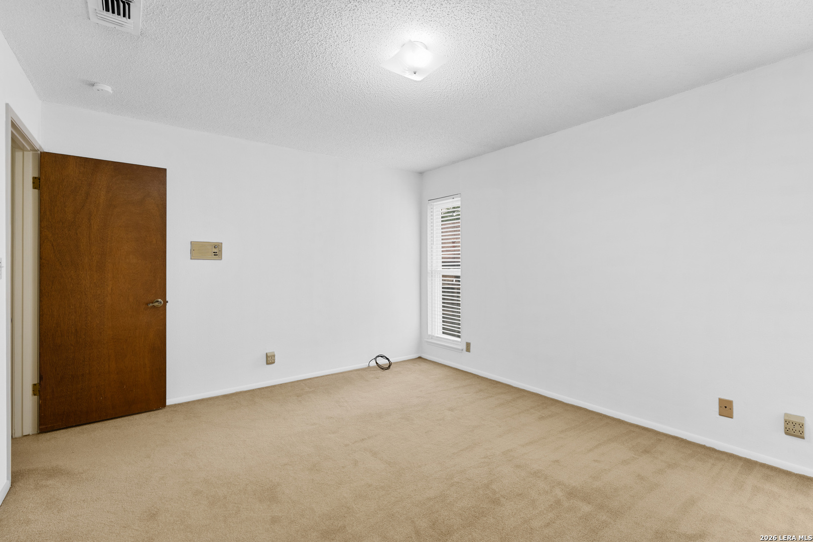 8254 Zodiac Drive Universal City TX 78148