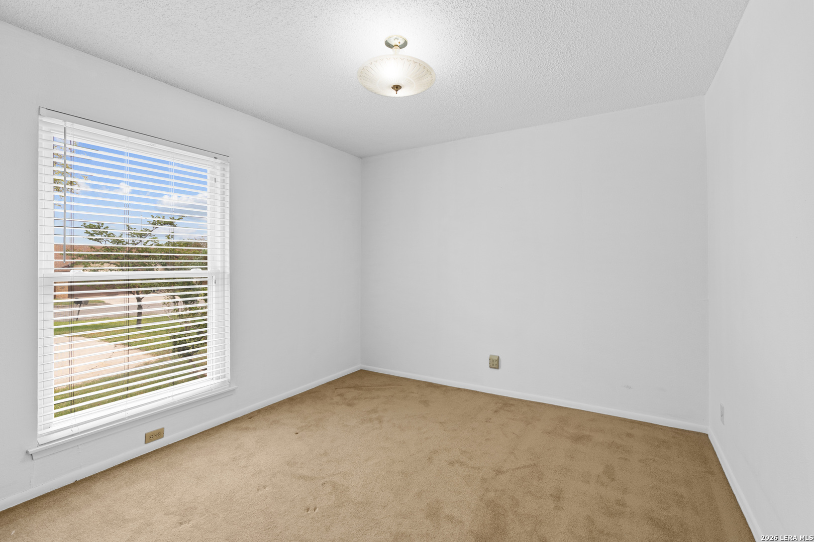 8254 Zodiac Drive Universal City TX 78148