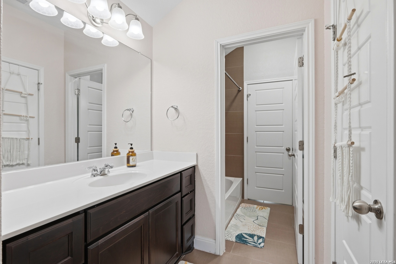 229 Bee Caves Cibolo TX 78108
