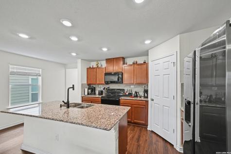 9825 Overlook Canyon San Antonio TX 78245