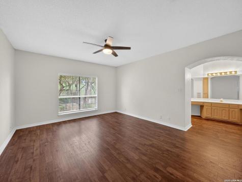 21023 Cedar Branch Garden Ridge TX 78266