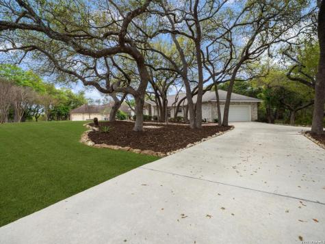 21023 Cedar Branch Garden Ridge TX 78266