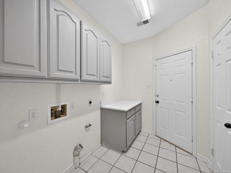 21023 Cedar Branch Garden Ridge TX 78266