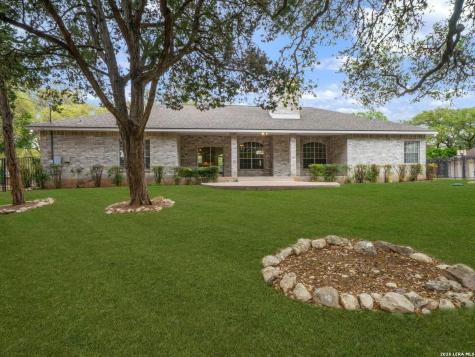 21023 Cedar Branch Garden Ridge TX 78266