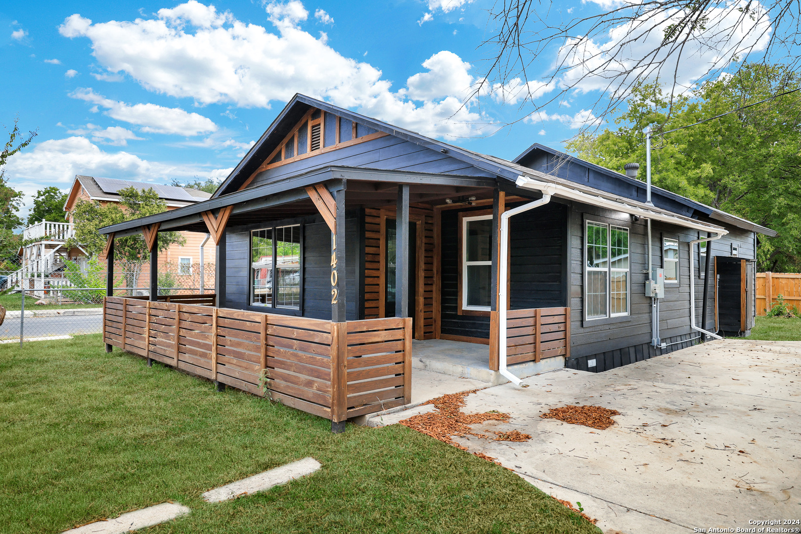 1402 Madrid Street San Antonio TX 78237