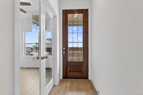 115 Peeps Court Adkins TX 78101